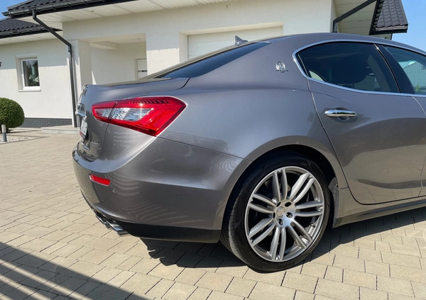 Maserati Ghibli cena 133900 przebieg: 72000, rok produkcji 2016 z Rzeszów małe 254